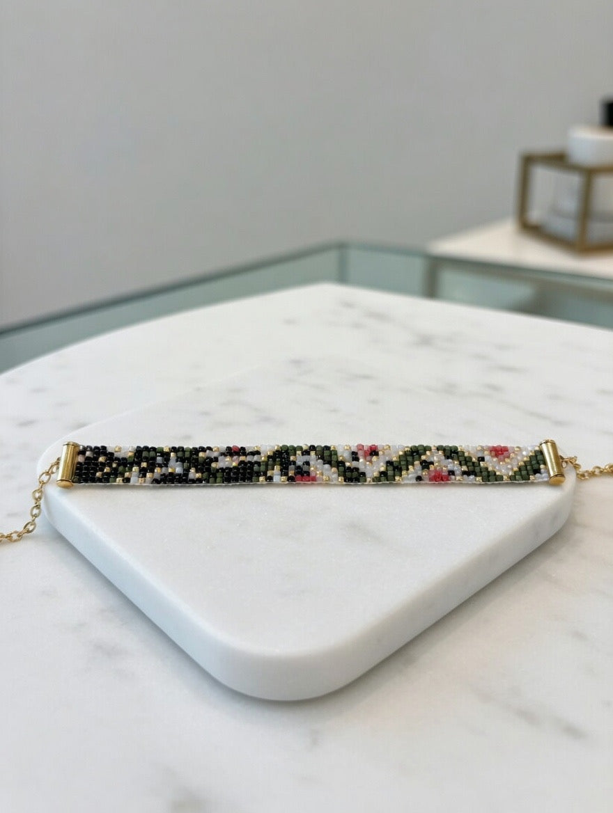 Braccialetto "Via fiori scuri"